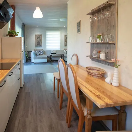 Apartman Lauku Iela 25 *